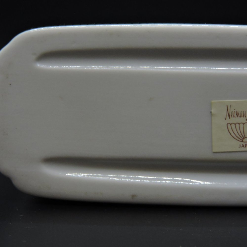Neiman Marcus Porcelain Notepad/Pen Holder - Picture 11 of 14